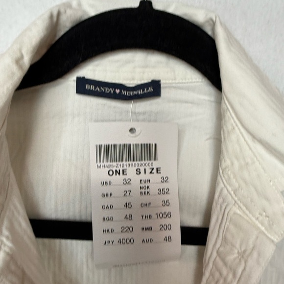 Brandy Melville White Collared Button Up Blouse - Picture 3 of 4